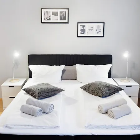 Grand Central City Apartments Mitte Museumsinsel Berlin Extérieur photo